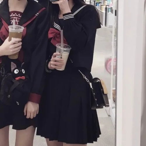  真人闺蜜头像愿你走出半生,归来仍是少年