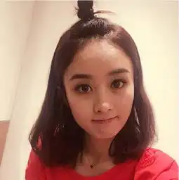  赵丽颖晒素颜狂撩吴亦凡,可她用脚踹林更新才是真的甜翻了