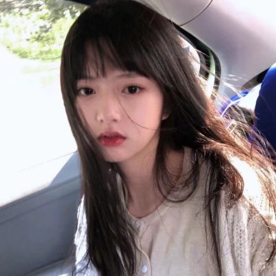  林曦ins女月出于云却隐于海