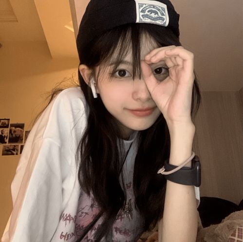  女生头像原来把所有人都推远以后