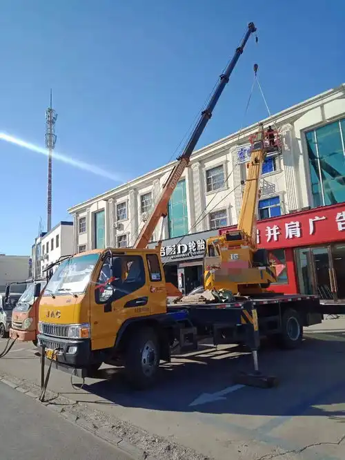  不打工了,买辆属于自己的小吊车