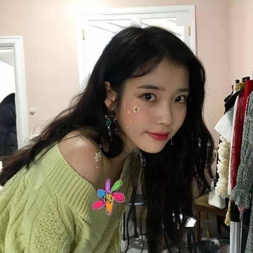 50张女生头像丨生活不易,猪猪叹气