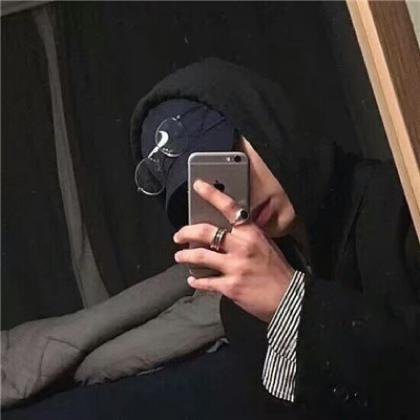  男生头像图片帅气,充实自己做一个干净人