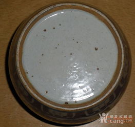  青花寿字纹小罐