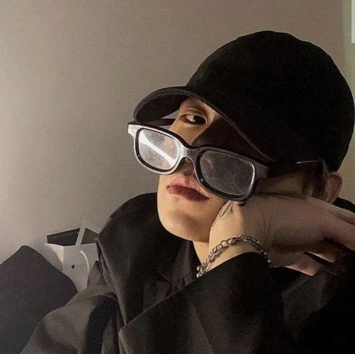  微信头像百看不厌