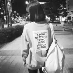 专用头像女背影伤感