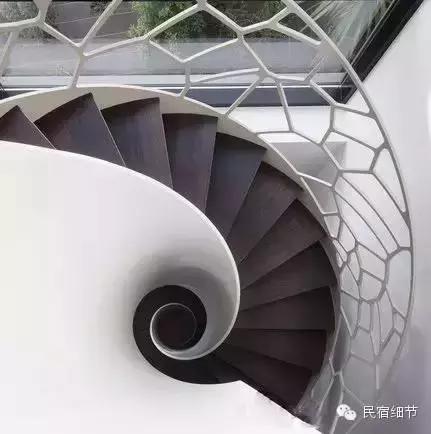  旋转之美,106款绝美螺旋楼梯集赏