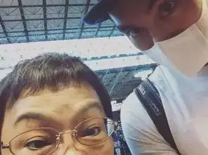  彭于晏带妈妈旅游上热搜孝子彭三岁的择偶标准和对粉丝的要求竟是