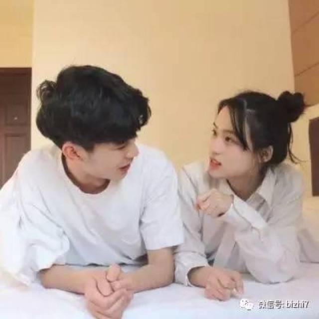  情侣头像高清,一左一右微信头像