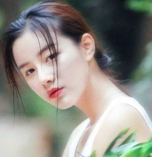  网恋了一个女朋友,女朋友叫自己跟她开视频讲故事,为什么自己不敢讲呢