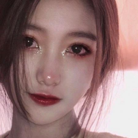  清晰的冷酷头像女生人生就是在得失之间徘徊