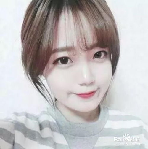  圆脸怎么修饰脸型
