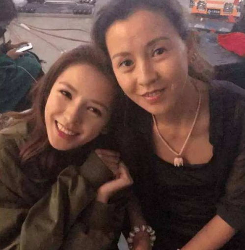  原以为张予曦遗传了妈妈的美貌,看到爸爸的颜值,网友这娘俩太幸福