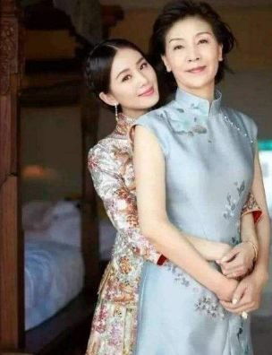  明星的妈妈有多美,看了刘诗诗韩雪的妈妈,就知道她们有多美了
