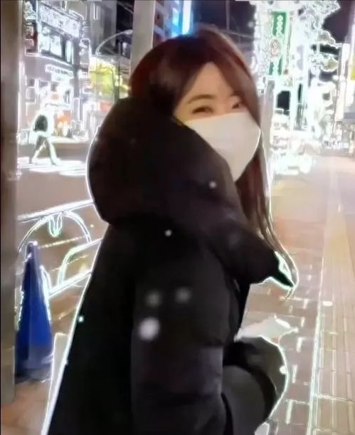  福原爱男友视角片曝光雪中街头回眸甜笑