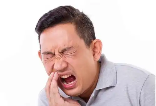 牙痛难受表情包阳明