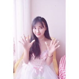  组图广外贸萌妹写真甜美可爱小萝莉
