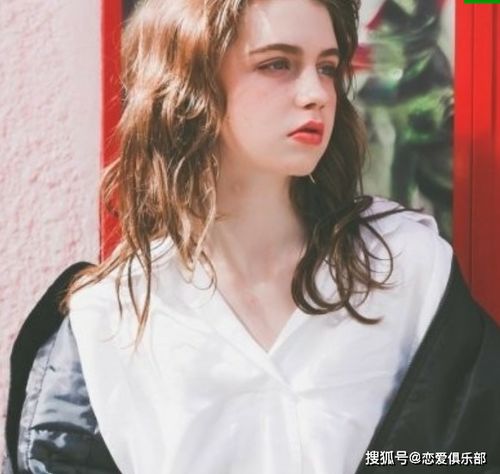  男女交往,怎么才能让女人主动联系你这3个方法很管用