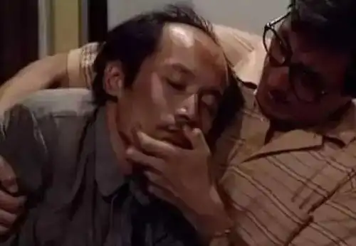 不是猝死是脱发表情包张