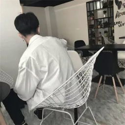  头像我很低调,以至于全世界都知道我不重要