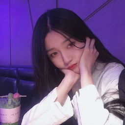  欧辰女生头像暗色系