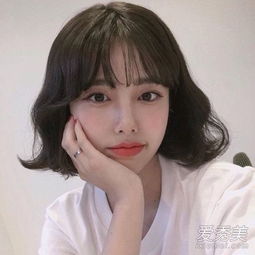  秋天来了一起留卷发吧这15款又美又流行