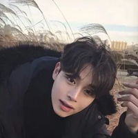  qq最好看的排名第一男生头像