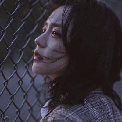  qq女生头像唯美伤感2020最新有点丧的女生头像精选