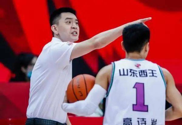  执教真不行,骂人第一名辽宁队输球,杨鸣赛后推卸责任惹众怒
