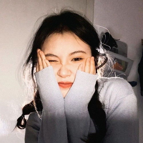  女头句句不说爱