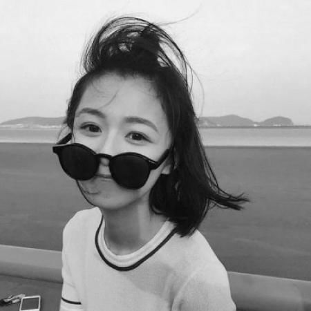  短发黑白女生头像,每一张都很美丽