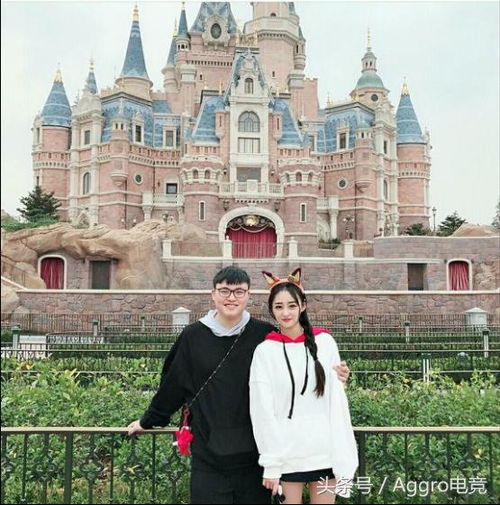  uzi为女友骗粉引粉丝炸锅,被戴绿帽还要在一起