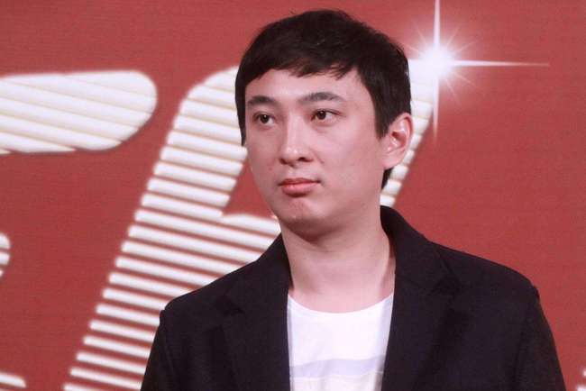  网红一招制敌反败为胜,王校长人设崩塌,网友再翻盘难