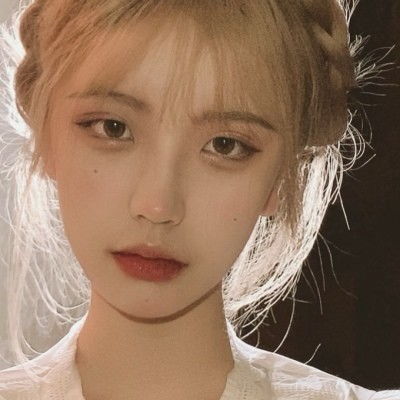  女生头像个性高级小众女头