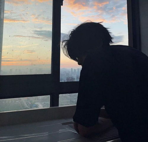  crybear小众男头
