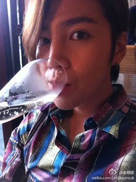  张根硕亚洲巡演全力进行中海量绝密私照曝光