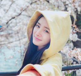  杨幂有多抗冻闺蜜杨颖裹棉花出行,而她却还在穿单衣