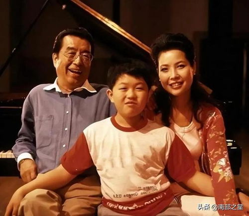 余姓氏头像 男生李天一