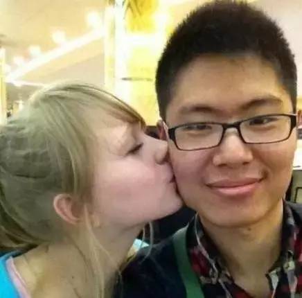  共享单车算个啥,共享女友共享男友让单身狗激动疯了