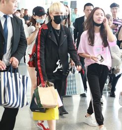  创造101女孩未出道先走红,机场亮相真高调,个个戴口罩