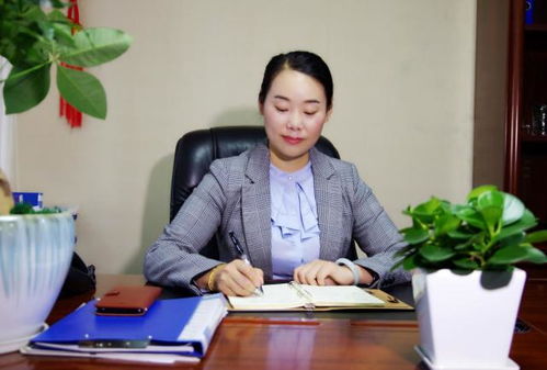  重庆市酒店行业协会职业经理人俱乐部总经理张慧琼女士