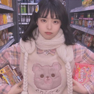  奶溶奶奶的可爱女生头像月亮坠女生头像我要个性网