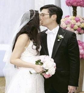  严宽演话剧当众求婚揭明星各种甜蜜搞怪求婚法