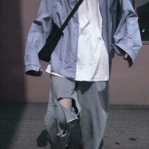  头像始于心甘情愿终于愿赌服输