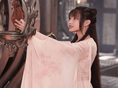  卿卿我心程潇饰演废柴少女路卿卿7丽女性网