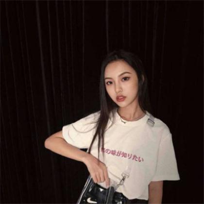  微信头像女生气质唯美,我感受到了你的心跳