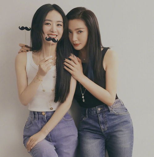 一个御姐一个软妹的闺蜜