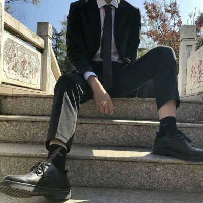 微信头像成熟稳重男头像图片