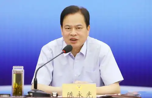  请你来协商书记点题委员献策解决县城停车难问题