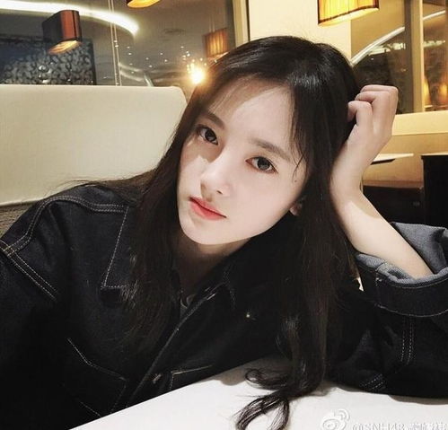  女星到底多在乎发际线,杨幂戴假发片,鞠婧祎糊一脑袋粉